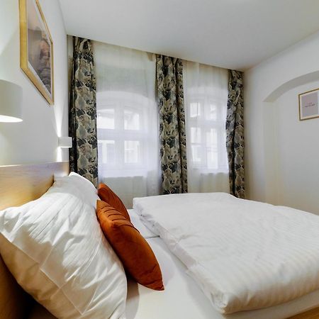 Hviezdoslavova Apartments, Trnava Centre, Parking Available Extérieur photo