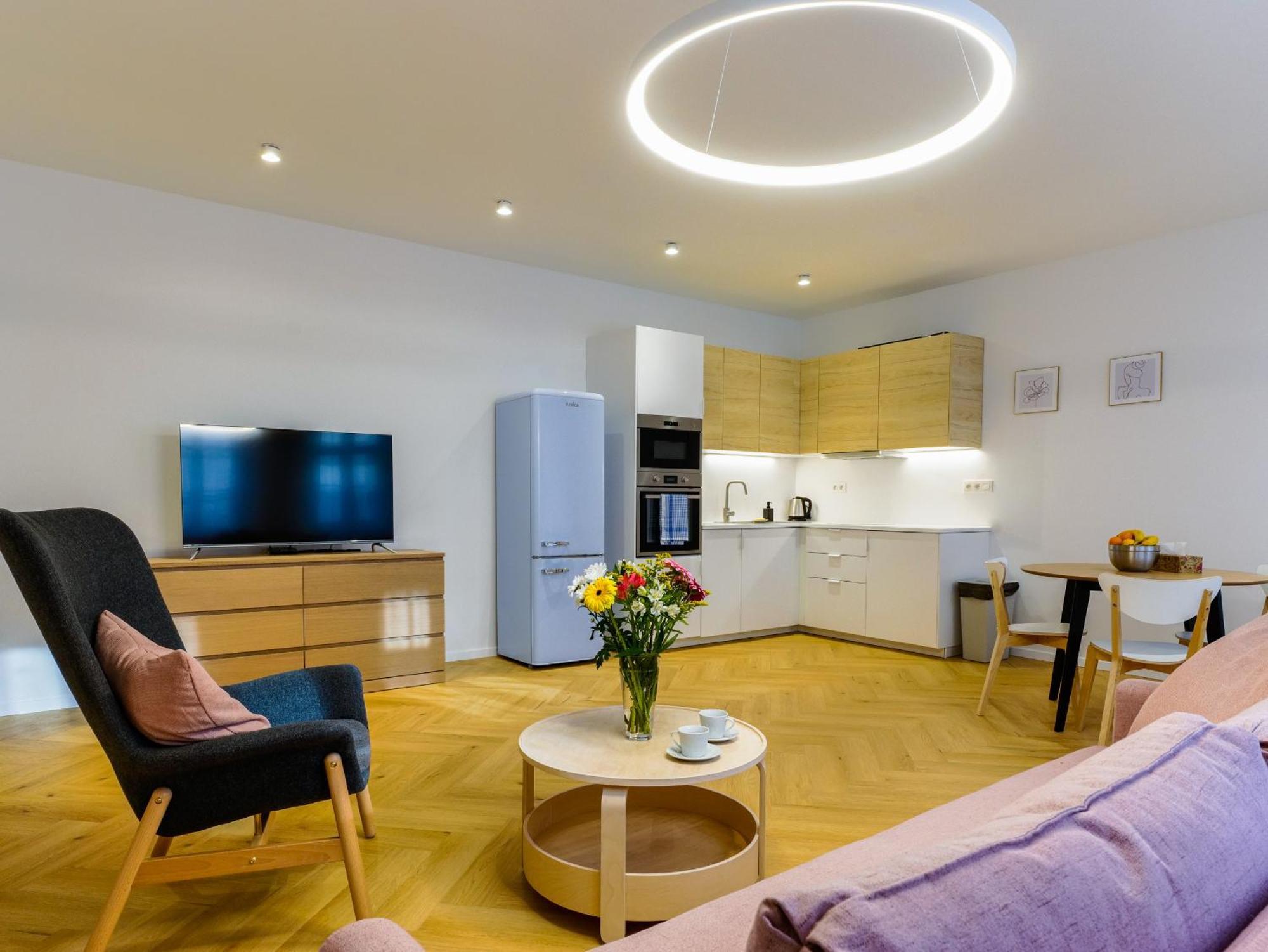 Hviezdoslavova Apartments, Trnava Centre, Parking Available Extérieur photo