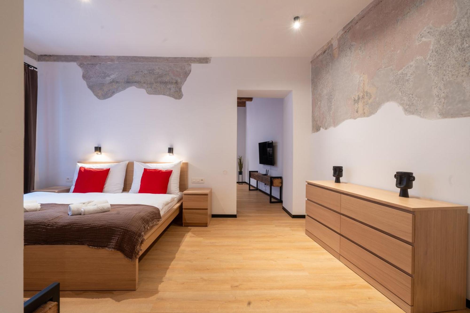 Hviezdoslavova Apartments, Trnava Centre, Parking Available Extérieur photo