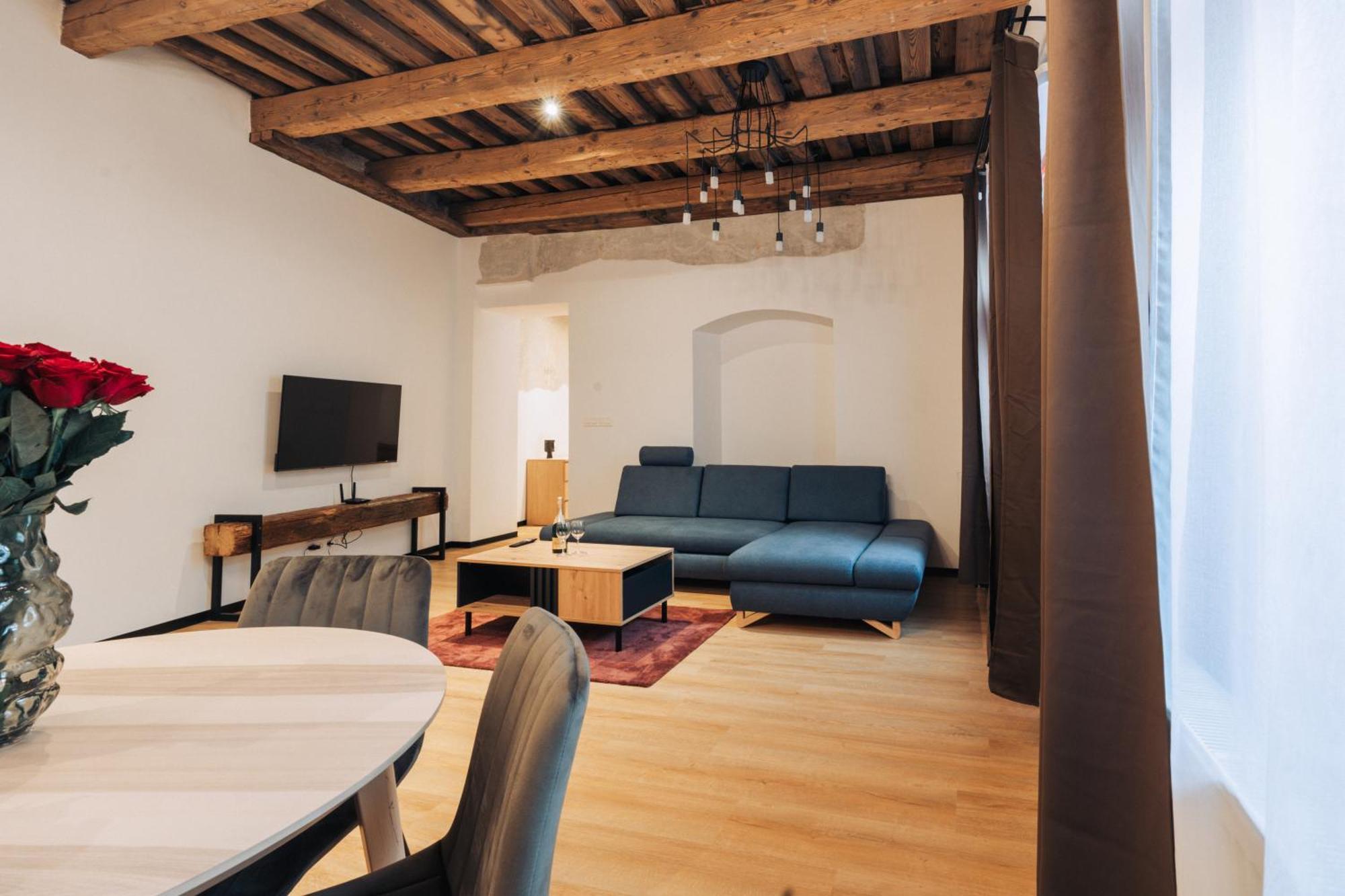 Hviezdoslavova Apartments, Trnava Centre, Parking Available Extérieur photo